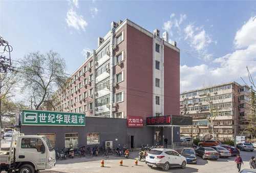 小型仓库托管服务多少钱